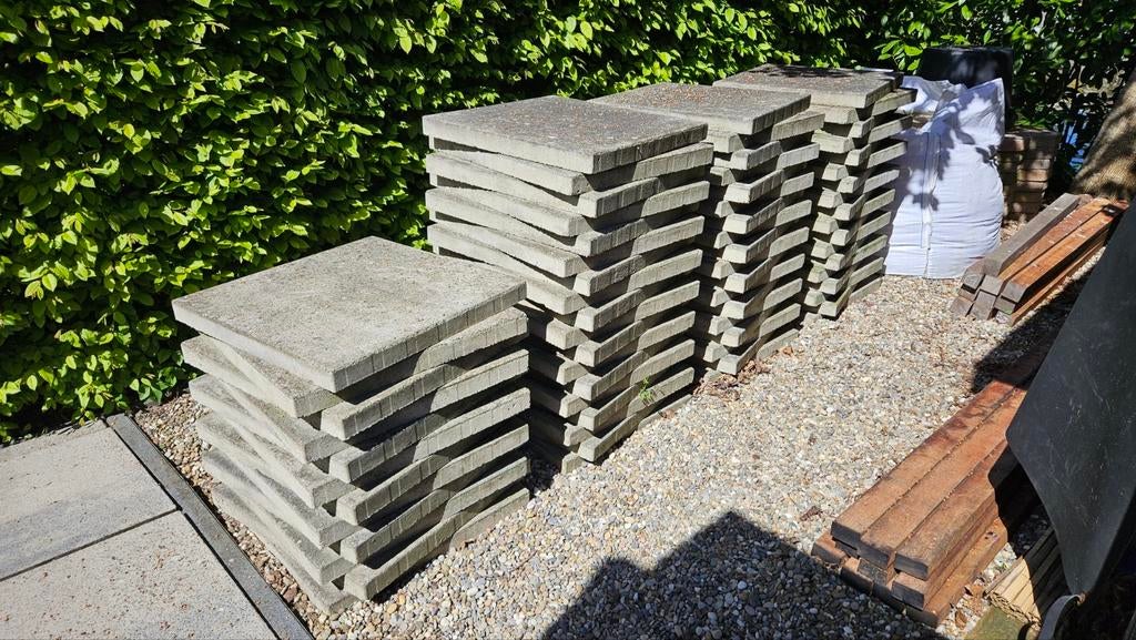 Gebruikte betontegels voor terras of pad, Gebruikt, Ophalen of Verzenden, 10 m² of meer, Beton