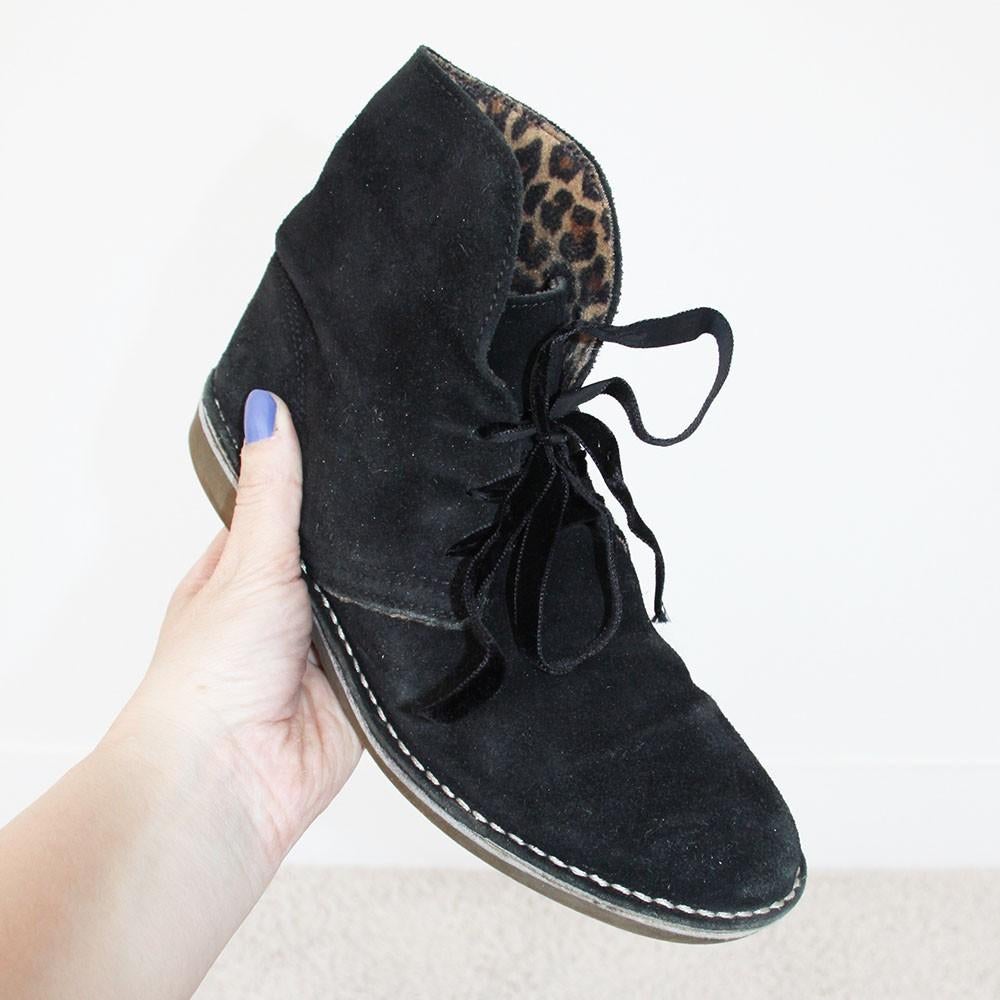 Zeer Mooie Suede Schoenen - 31 (Maat 39) € 60,-, Zwart, Overige typen, Ophalen of Verzenden, Zo goed als nieuw