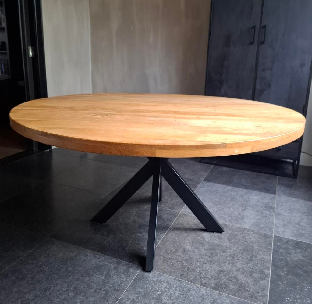 Ronde mango houten eettafel 150cm met metalen onderstel, Huis en Inrichting, Tafels | Eettafels, Ophalen, Overige materialen, 100 tot 150 cm