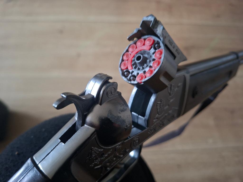 klappertjes geweer, Ophalen of Verzenden, Zo goed als nieuw