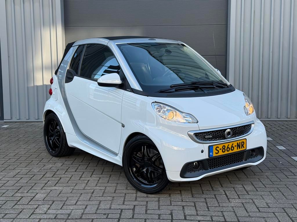 Smart ForTwo Cabrio 1.0 Automaat BRABUS Airco|Leer|Stoelver|, Auto's, Smart, Automaat, Euro 5, Achterwielaandrijving, Zwart