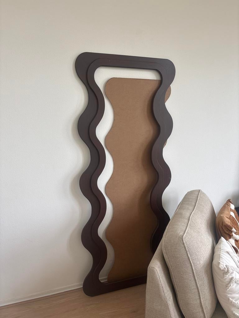 Lijst Kwantum spiegel golvend - Donkerbruin houtlook, Ophalen, Gebruikt, Overige vormen, 150 tot 200 cm