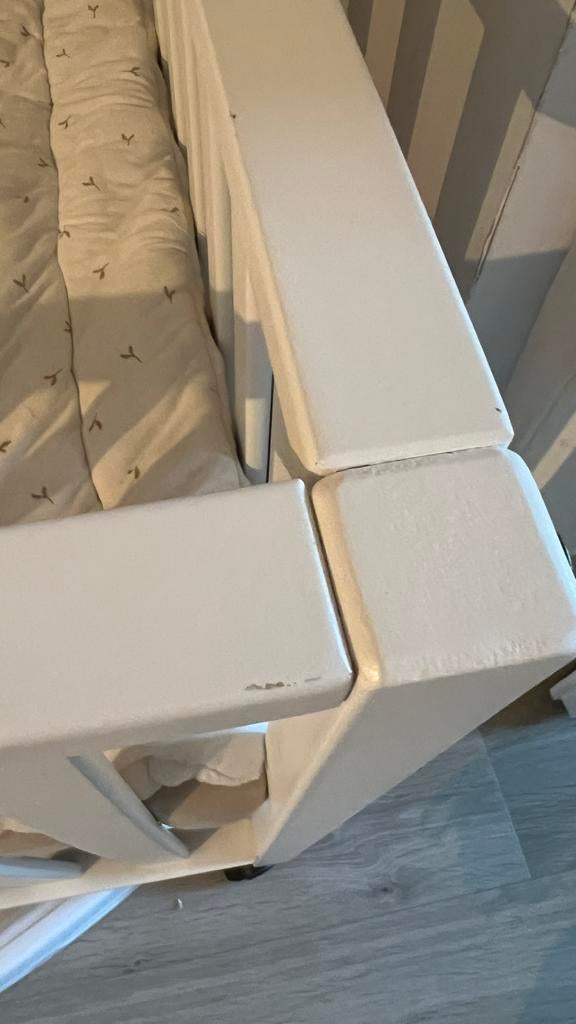 GRATIS baby box op wieltjes met matras, Kinderen en Baby's, Boxen, Ophalen of Verzenden, Gebruikt, Rechthoekig, Wieltjes