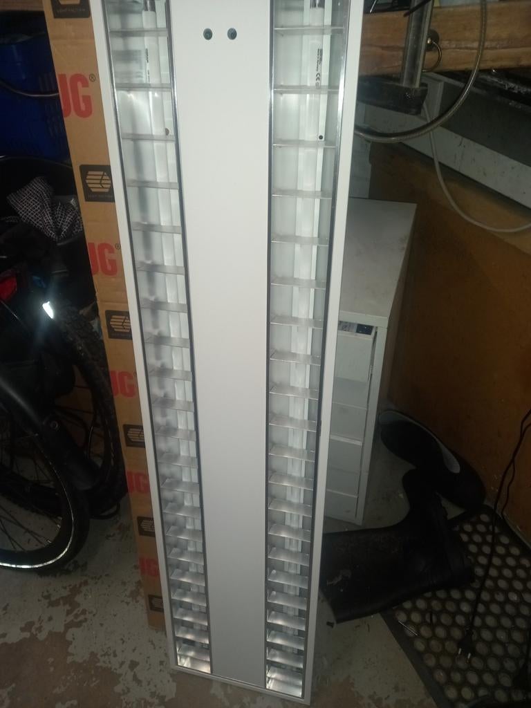 TL ARMATUUR MET NOODVOORZIENNING 30 STUKS armatuur, Ophalen of Verzenden