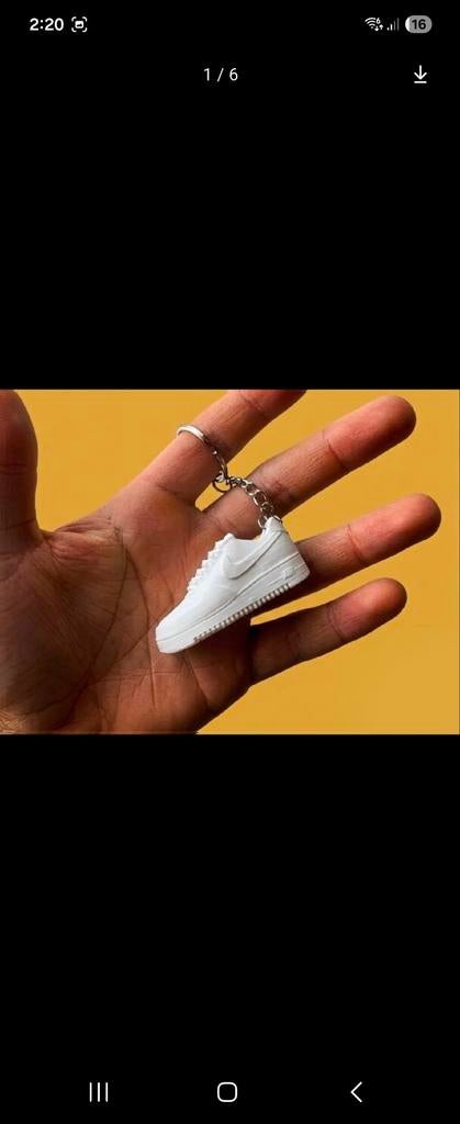Leuke witte Nike lage schoen sleutelhanger, Verzamelen, Sleutelhangers, Ophalen of Verzenden, Nieuw, Merk