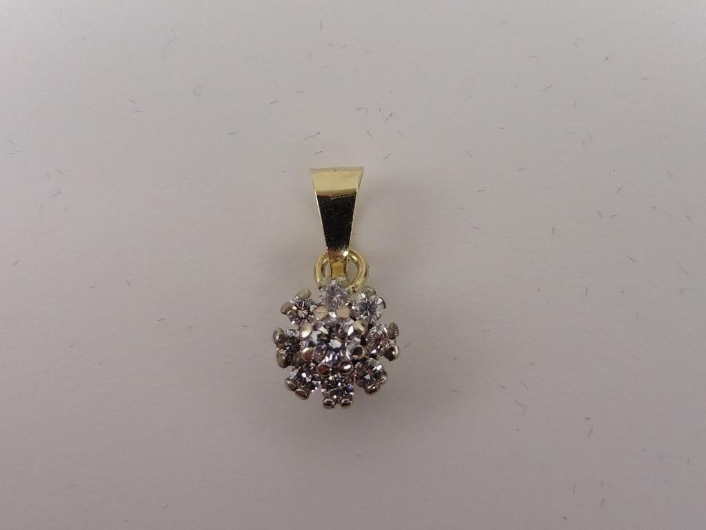 Gouden hanger met briljant                               G48, Gebruikt, ., Ophalen of Verzenden, .