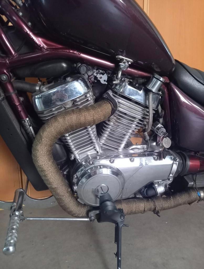 Suzuki intruder 700, Chopper