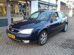Ford Mondeo 2.0-16V Ghia Executive, Auto's, 680 kg, Mondeo, Blauw, Origineel Nederlands