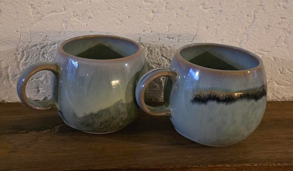 Set van 2 handgemaakte keramische mokken, uniek design, Ophalen of Verzenden, Zo goed als nieuw