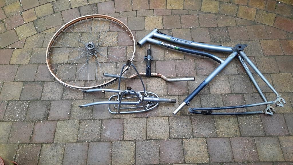 Gazelle fietsframe en onderdelen - Gebruikt, Fietsen en Brommers, Fietsonderdelen, Ophalen, Frame, Gebruikt, Algemeen
