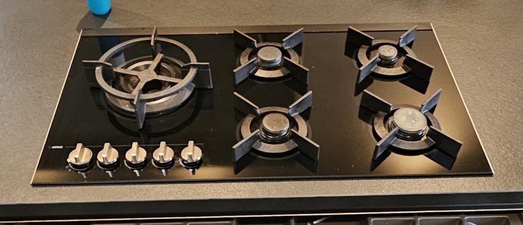 ATAG Gaskookplaat met Wokbrander / Gasfornuis, Witgoed en Apparatuur, Fornuizen, Zo goed als nieuw, Inbouw, Gas, 5 kookzones of meer