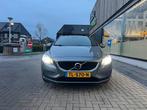 Volvo V40 1.5 T3 152PK Geartronic 2018 Grijs, Auto's, Volvo, Zwart, 4 cilinders, 700 kg, 152 pk
