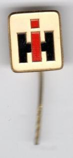 Speldje INTERNATIONAL HARVESTER IH TREKKER TRACTOR (A8), Verzamelen, Speldjes, Pins en Buttons, Verzenden, Gebruikt, Overige onderwerpen