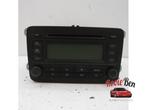 Radio van een Volkswagen Golf, Gebruikt, -, Volkswagen, -
