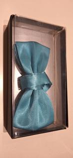 Stijlvolle blauwe strikje in doos, Effen, Onbekend, Blauw, Nieuw