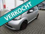Toyota Aygo 1.0-12V, Voorwielaandrijving, Stof, Gebruikt, Zwart