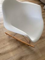 Schommelstoel, Huis en Inrichting, Stoelen, Ophalen of Verzenden, Zo goed als nieuw, Wit, Eén
