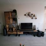 Tv meubel met kast - Heerhugowaard, Ophalen, Kunststof, Zo goed als nieuw, Minder dan 150 cm
