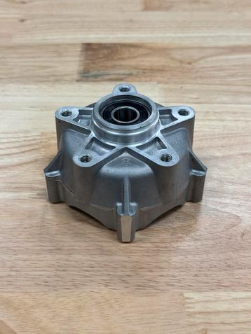 Wielnaaf afdraaien beschikbaar voor biedingen