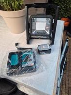 Makita bouwlamp dml805 18v met accu en lader, Doe-het-zelf en Verbouw, Ophalen of Verzenden, Nieuw, Minder dan 50 watt, Lamp