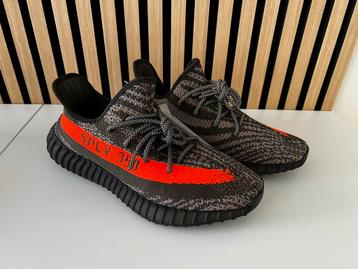 YEEZY BOOST 350 V2 “CARBON BELUGA” US10 / EU44 beschikbaar voor biedingen