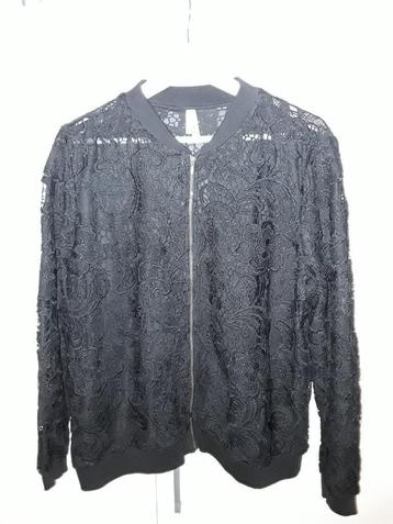 Miss Etam Zwart Kanten Bomber Jasje Met Rits Maat XXL NIEUW beschikbaar voor biedingen