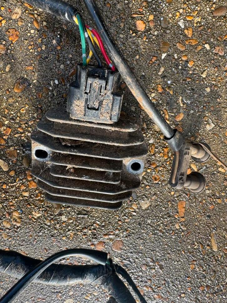 Gelijkrichter Honda TRX 250 Fourtrax, Auto-onderdelen, Elektronica en Kabels, Honda, Gebruikt, Ophalen of Verzenden