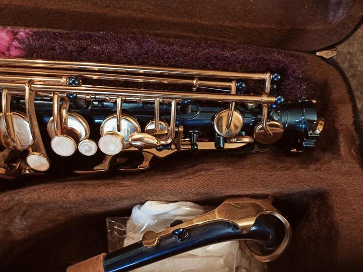 saxofoon van zoon merk Eastrock, Muziek en Instrumenten, Blaasinstrumenten | Saxofoons, Zo goed als nieuw, Alt, Met koffer, Ophalen of Verzenden