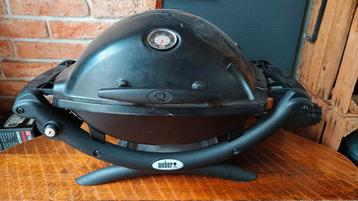 Weber Q1200 gasbarbecue met schade. beschikbaar voor biedingen