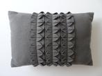 Hinck Design vilten kussen sierkussen vilt grijs 3x, Ophalen of Verzenden, Zo goed als nieuw, Grijs, Rechthoekig