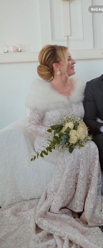 Maggie Sottero trouwjurk. Incl stola en sluier. beschikbaar voor biedingen