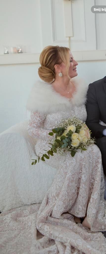 Maggie Sottero trouwjurk. Incl stola en sluier., Kleding | Dames, Trouwkleding en Trouwaccessoires, Zo goed als nieuw, Trouwjurk