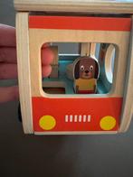 Djeco houten bus met houten hond figuren, Kinderen en Baby's, Speelgoed | Houten speelgoed, Ophalen of Verzenden, Zo goed als nieuw