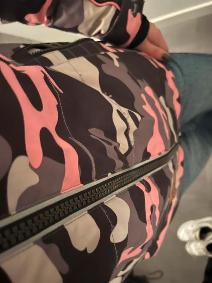 Rehall Ski Jas - Maat 164 - Legerprint, Kleding | Dames, Jassen | Zomer, Zo goed als nieuw, Maat 34 (XS) of kleiner, Overige kleuren