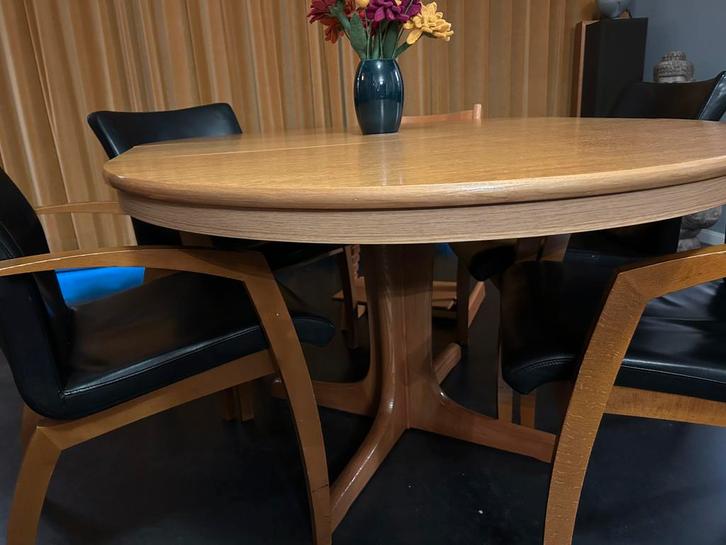 Mooie design eetkamer tafel, Huis en Inrichting, Tafels | Eettafels, Gebruikt, 100 tot 150 cm, 100 tot 150 cm, Vijf personen of meer