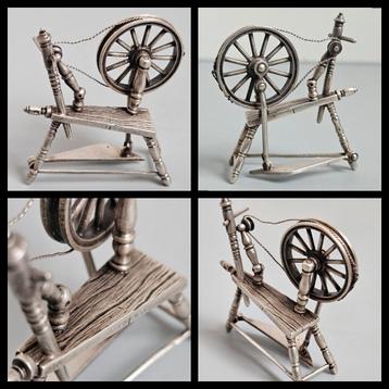 Zilver,  Nederlands zilveren miniatuur spinnewiel  beschikbaar voor biedingen
