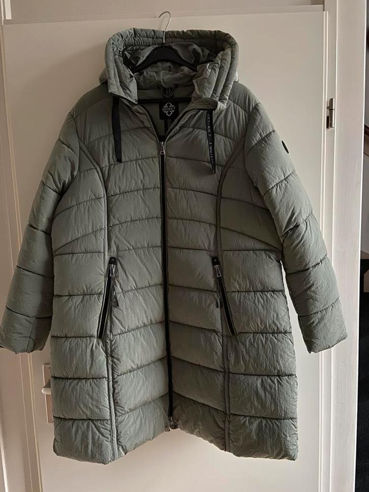 Dames Winter Jas met Capuchon, Kleding | Dames, Jassen | Winter, Zo goed als nieuw, Maat 46/48 (XL) of groter, Groen, Ophalen of Verzenden