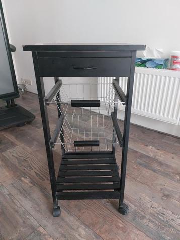 Trolley  beschikbaar voor biedingen