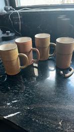 Lucie Q. Bakker Quirina schorsgroen en bruine bekers, Ophalen