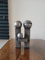 Massief beeld “Moeder en kind” van Willy Ceysens,, Antiek en Kunst, Ophalen of Verzenden