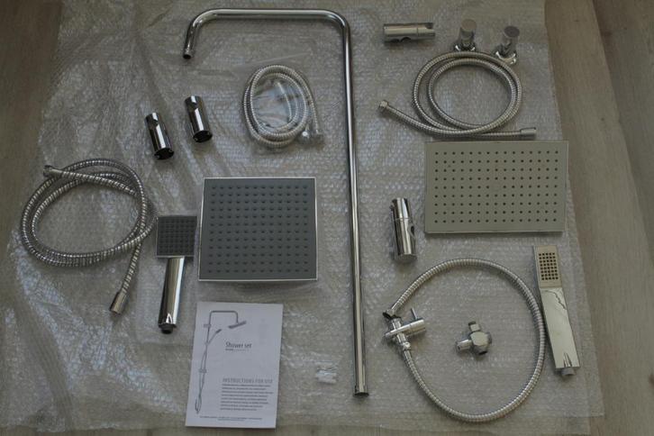 Regendouche set met extra's, Doe-het-zelf en Verbouw, Sanitair, Zo goed als nieuw, Douche, Chroom, Ophalen