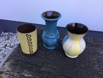 3 aardewerken retro/vintage vazen beschikbaar voor biedingen