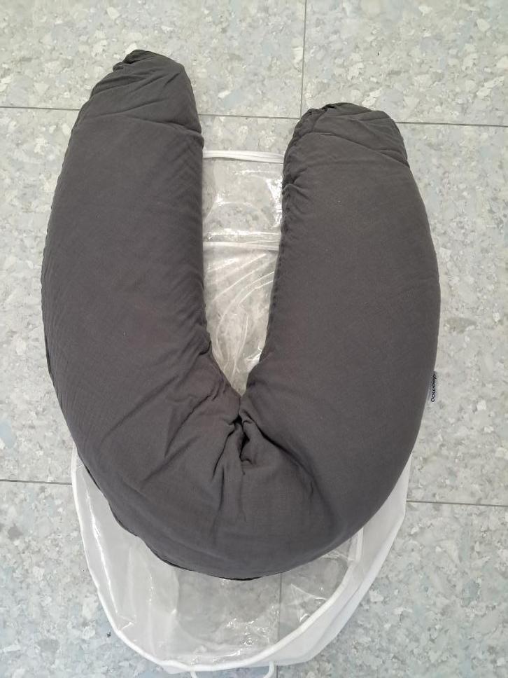 Doomoo Comfy Big Voedingskussen - Tetra Grijs, Kinderen en Baby's, Babyvoeding en Toebehoren, Zo goed als nieuw, Voedingskussen