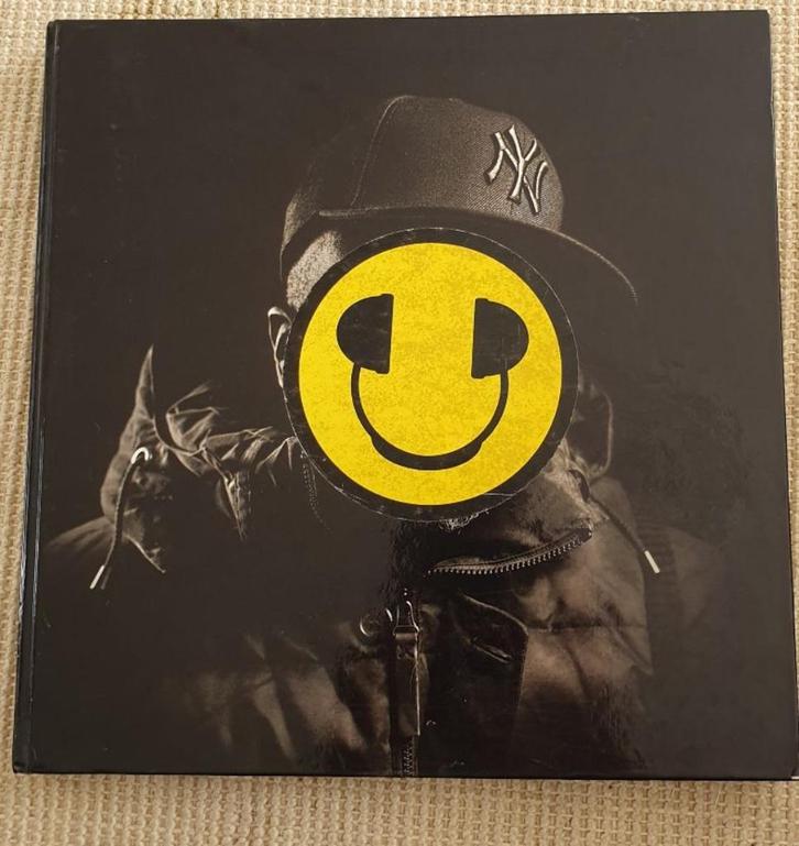 Boek 'DJ' fotografie Krijn van Noordwijk, 140 foto's van dj', Antiek en Kunst, Kunst | Designobjecten, Ophalen of Verzenden