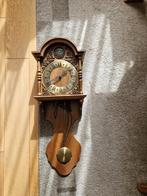 Vintage Wuba wandklok, Huis en Inrichting, Woonaccessoires | Klokken, Ophalen, Gebruikt, Analoog, Wandklok