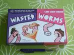 Wasted Worms - waarzinnig lachwekkend spel, Hobby en Vrije tijd, Gezelschapsspellen | Kaartspellen, Een of twee spelers, Ophalen of Verzenden