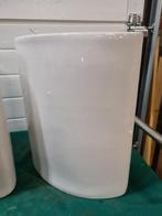 bloempotten groot wit ovaal 2 stuks, Ophalen of Verzenden, 'T Olde Gre-j, Info@toldegrej.nl, Endepoelstraat 20f Didam