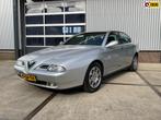 Alfa Romeo 166 3.0 V6 Super 24v, Auto's, Alfa Romeo, Stof, Gebruikt, Zwart, Origineel Nederlands