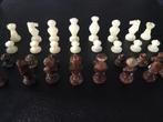 Italiaanse marmeren schaakstukken bruin/wit, Hobby en Vrije tijd, Gezelschapsspellen | Bordspellen, Een of twee spelers, Gebruikt