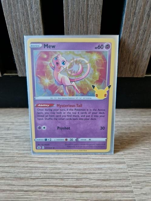 Mew 011/025 Holo Pokemon McDonald's 25th anniversary, Hobby en Vrije tijd, Verzamelkaartspellen | Pokémon, Zo goed als nieuw, Meerdere kaarten
